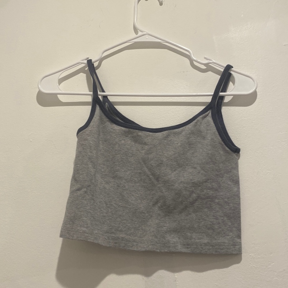 grey and blue tank top